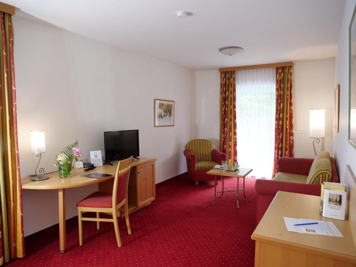 Hotel Garni Christl Бад-Грисбах Экстерьер фото